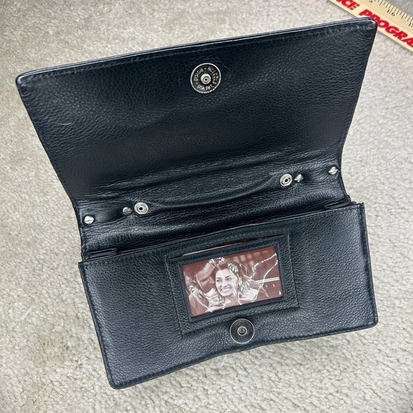 Brighton 8.5 x 5 inch wallet bag with magnetic closure detachable strap - Picture 4 of 11